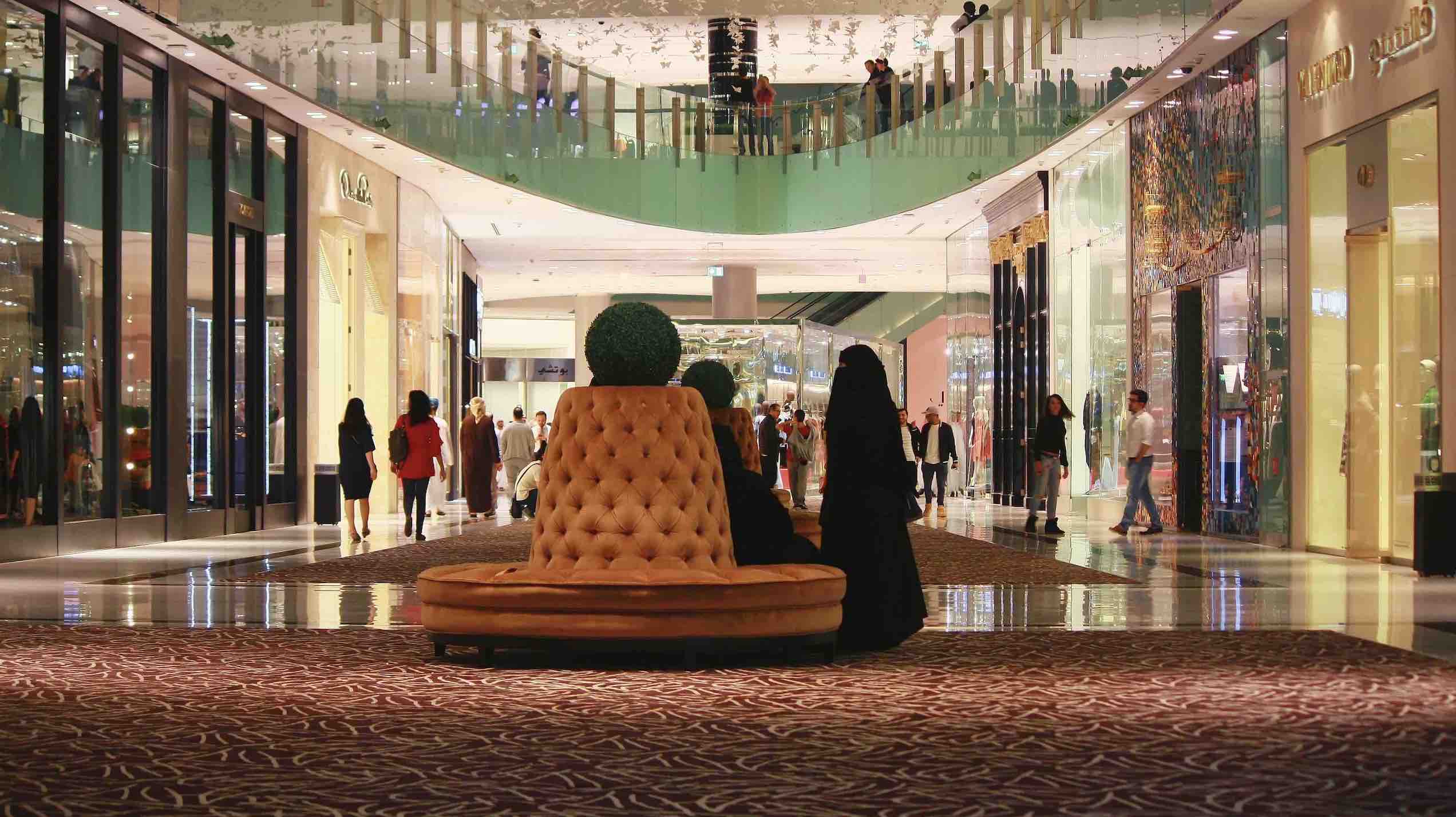 DUBAI LUXURY SHOPPING VLOG 2022 - Come Shopping With Me at THE LUXURY  CLOSET DUBAI